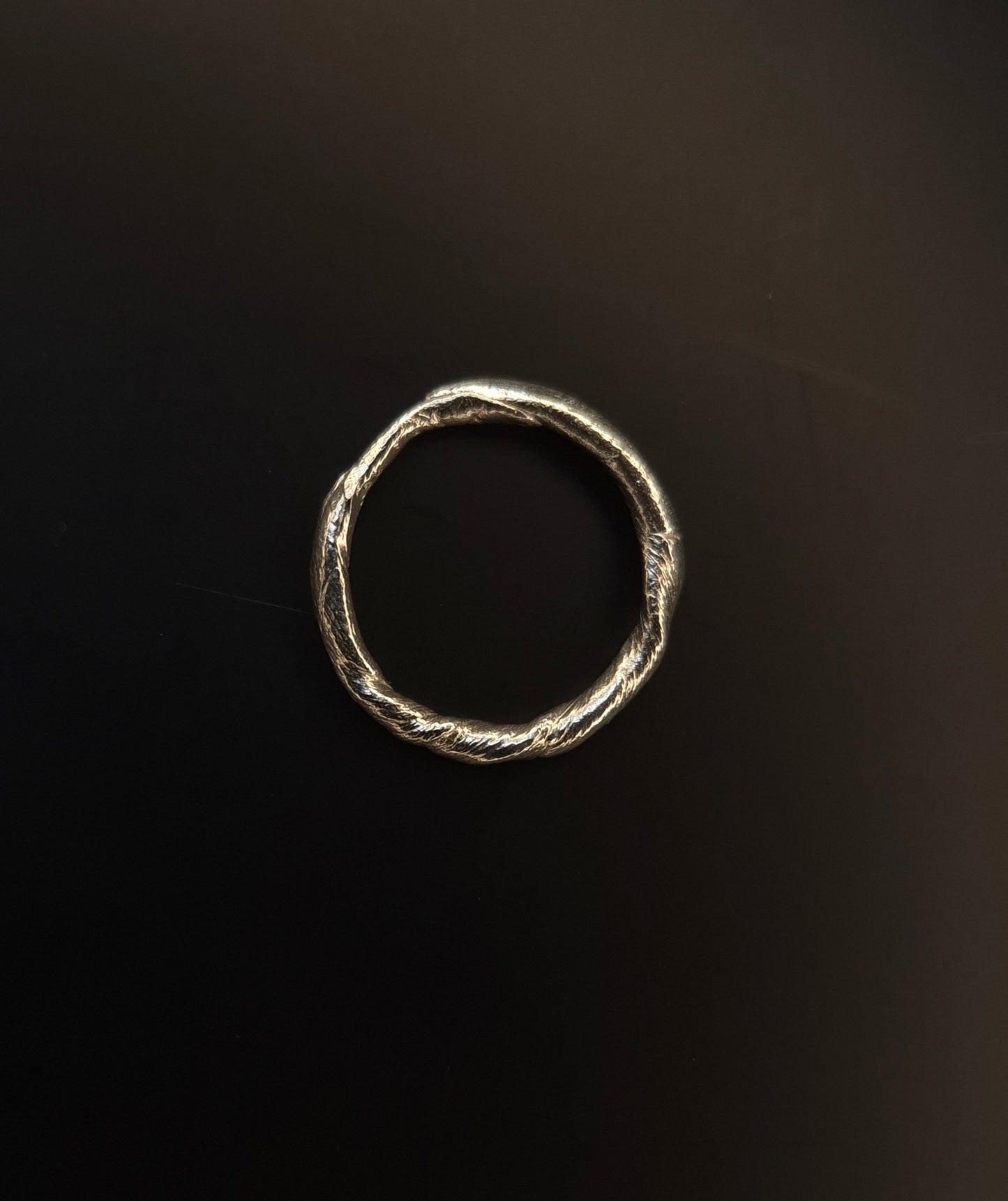 Textural twisted silver ring n°028 size 52