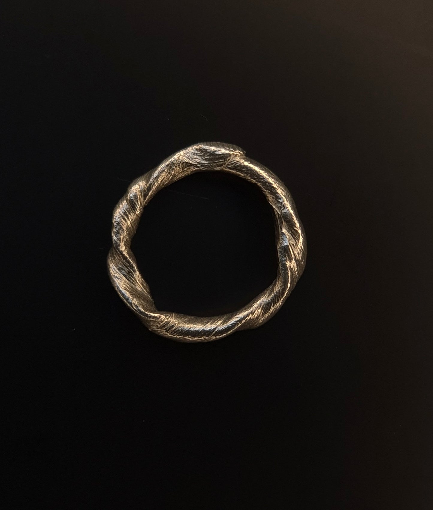 Textural twisted silver ring n°023 size 49