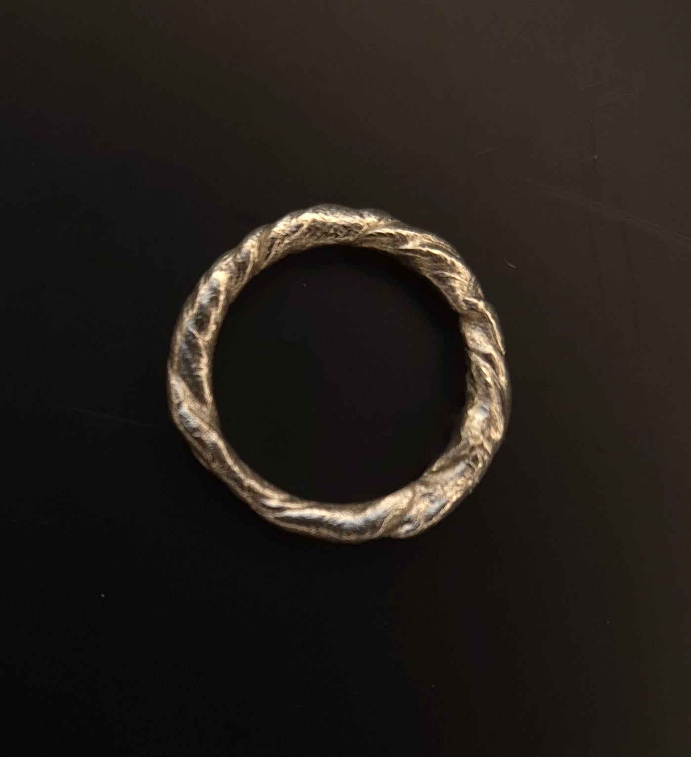 Textural twisted silver ring n°025 size 52