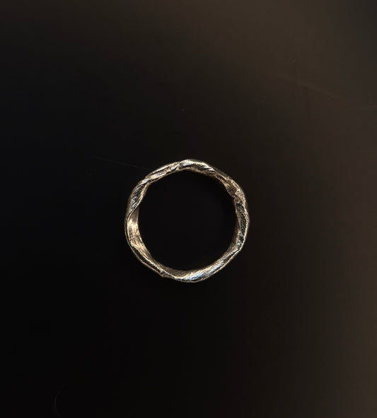 Textural twisted silver ring n°027 size 52