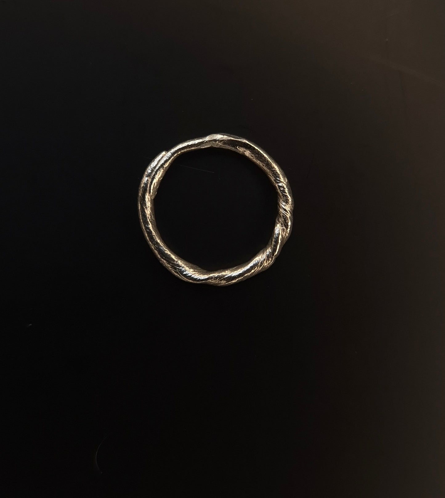 Textural twisted silver ring n°028 size 52