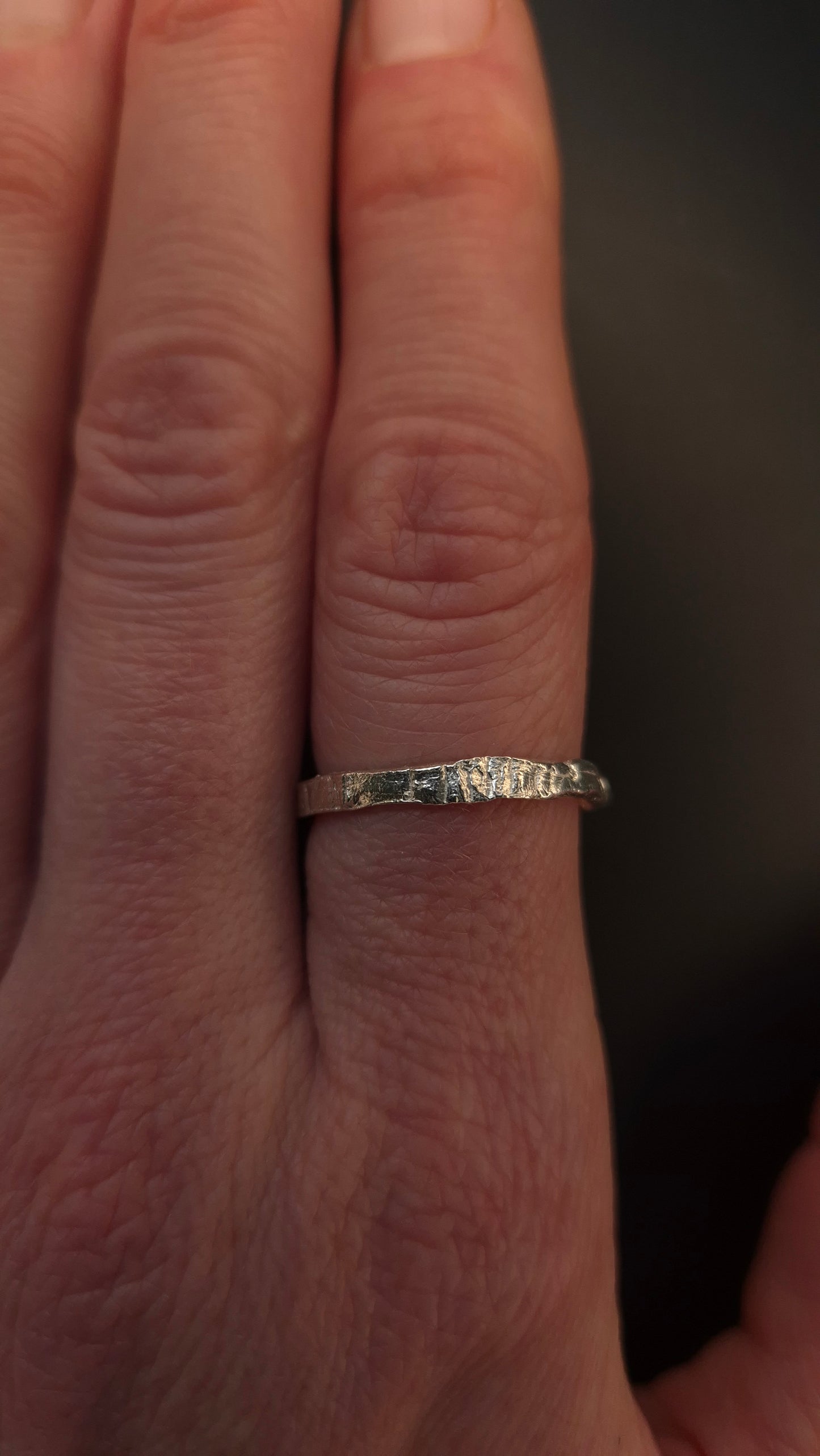 Textural square profile silver ring n°033 size 55